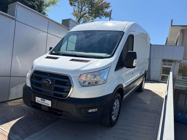 FORD E-Transit Van 350 L2H2 Trend 269CV Batt. 68KWh Auton. 260Km