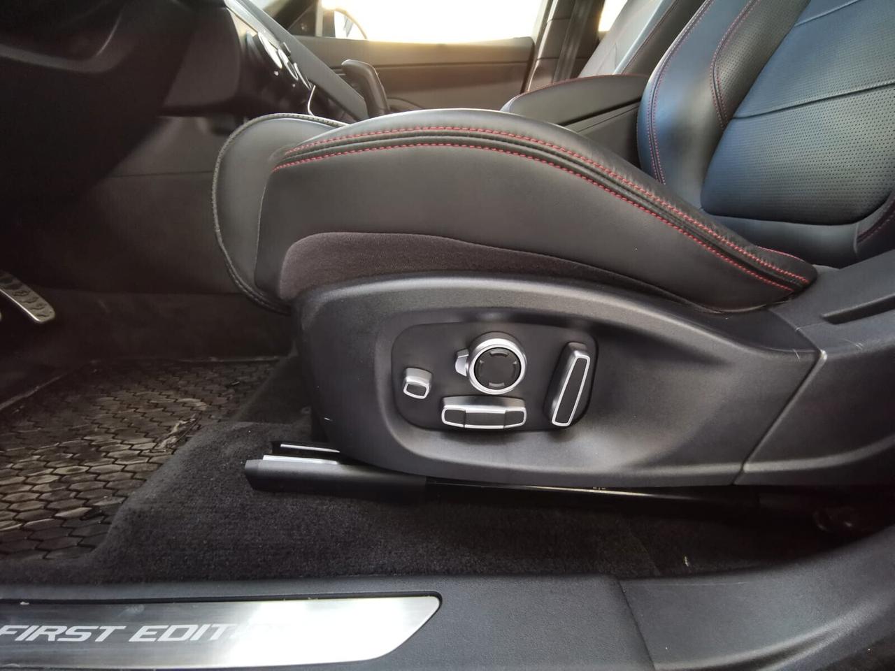 Jaguar E-Pace 2.0D 180 CV AWD aut. First Edition