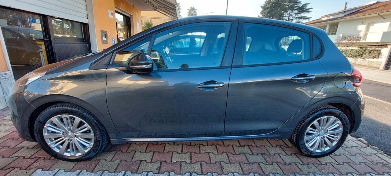 PEUGEOT 208 1,2 GPL DI SERIE 82 CV TELEFONO CRUISE CONTROL LEGA SENSORI OK CERTIFICATA