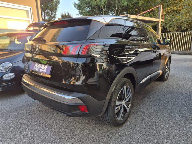PEUGEOT 3008 Hybrid 136 e-DCS 6 Allure Pack