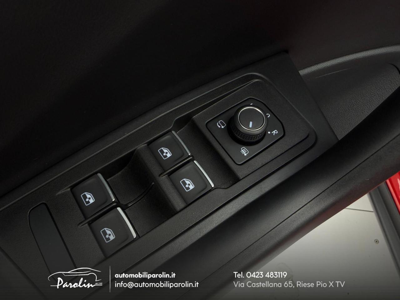 Volkswagen T-Roc Cabriolet 1.5 tsi Style dsg LED-Telecamera-CarPlay-19''