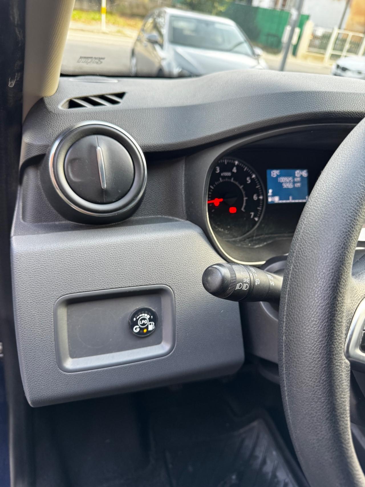 Dacia Duster 1.6 SCe GPL 4x2 Essential