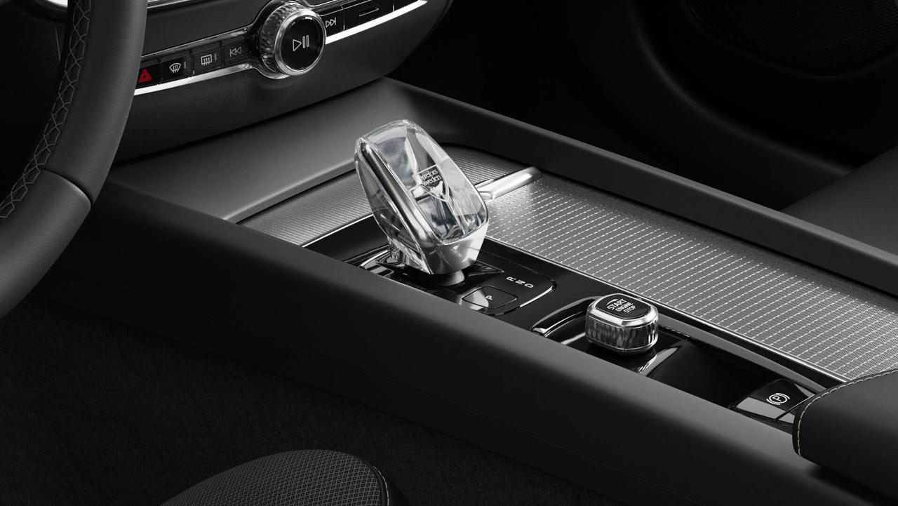 Volvo V60 B4 (d) automatico Plus Bright