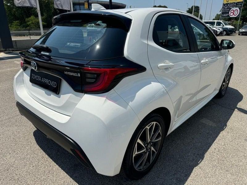 Toyota Yaris Hybrid Trend MY22