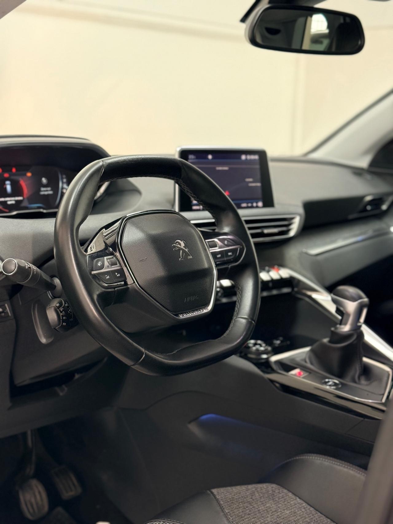 Peugeot 5008 1.6 BHDi 120 CV Neopatentati Allure 04/2018 Euro 6B