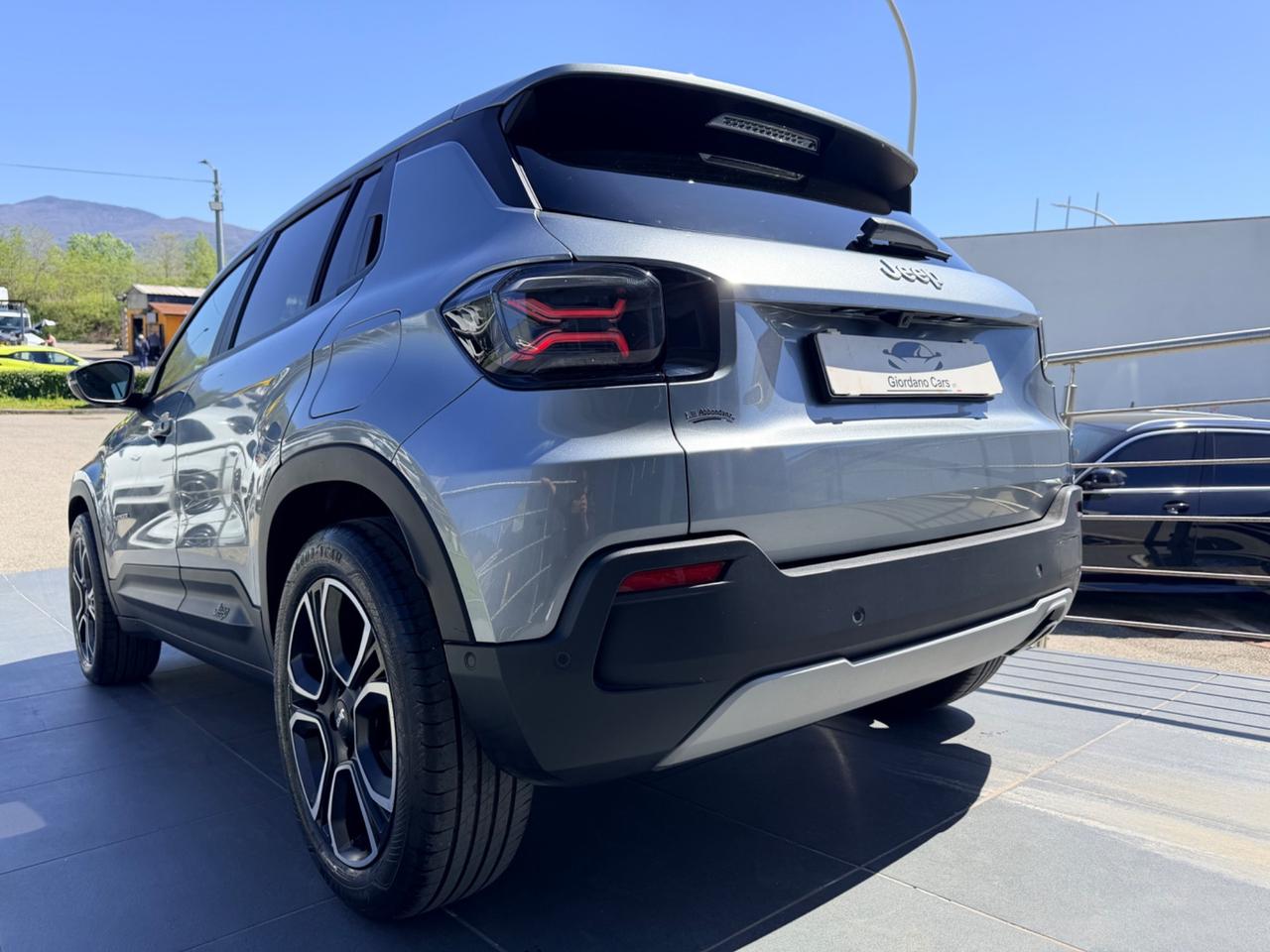 Jeep Avenger 1.2 Turbo 101 CV Summit in garanzia