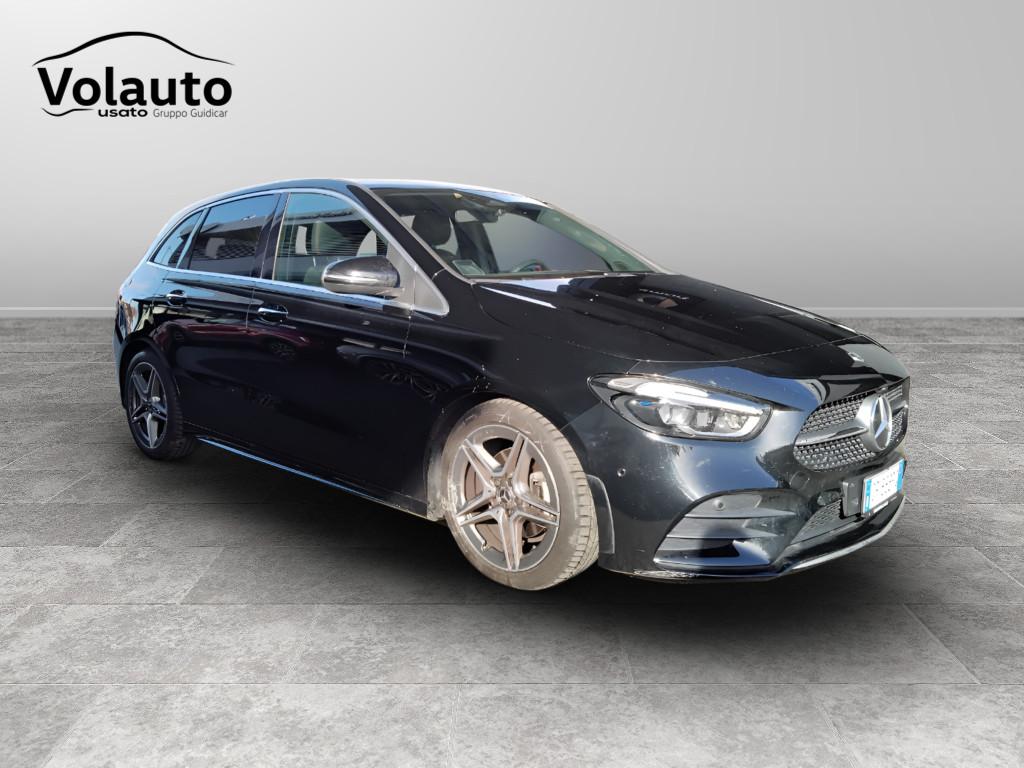 Mercedes-Benz Classe B - W247 2023 - B 180 AMG Line Advanced Plus auto