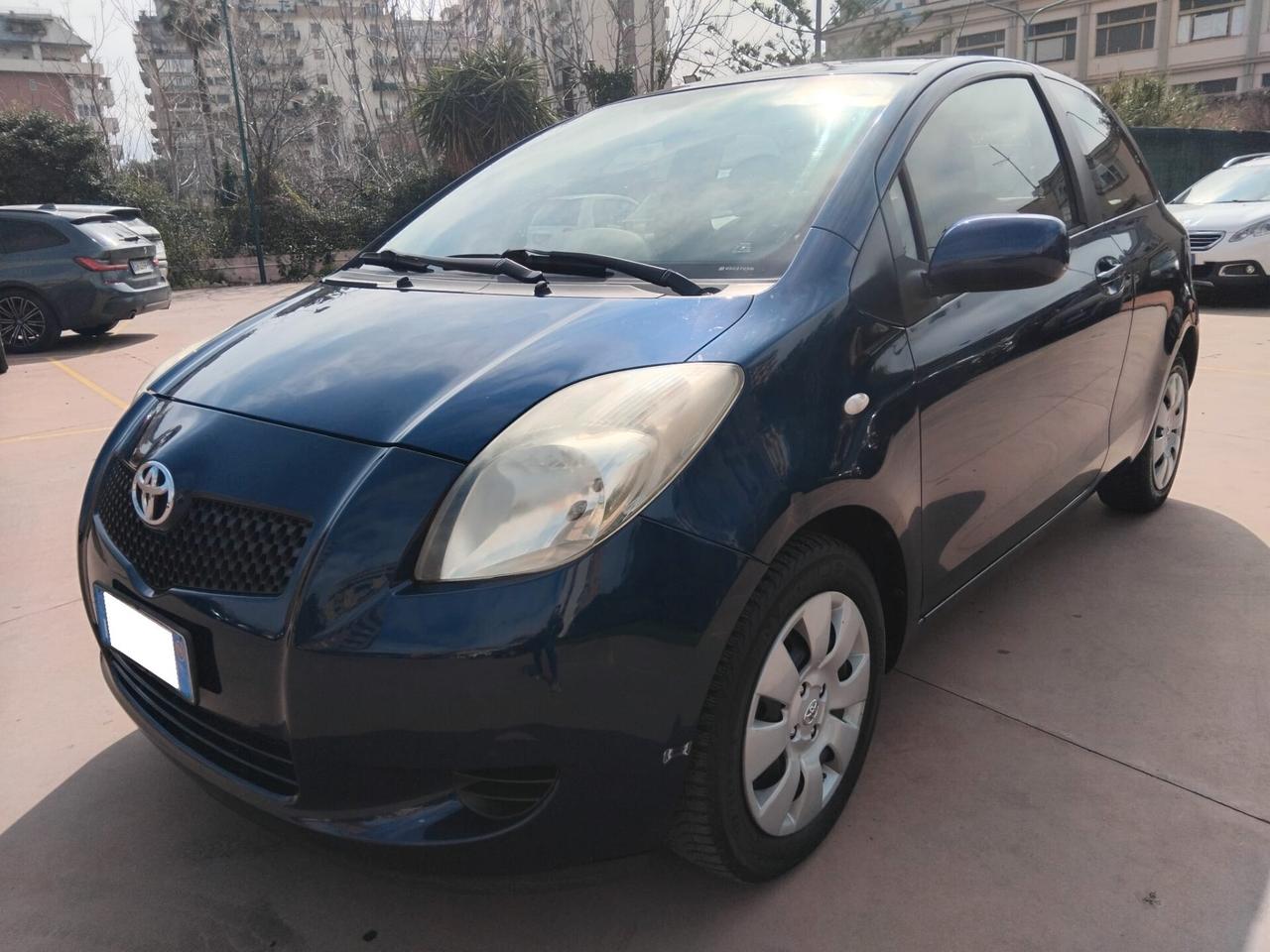 TOYOTA YARIS 1.0 3 PORTE NOW