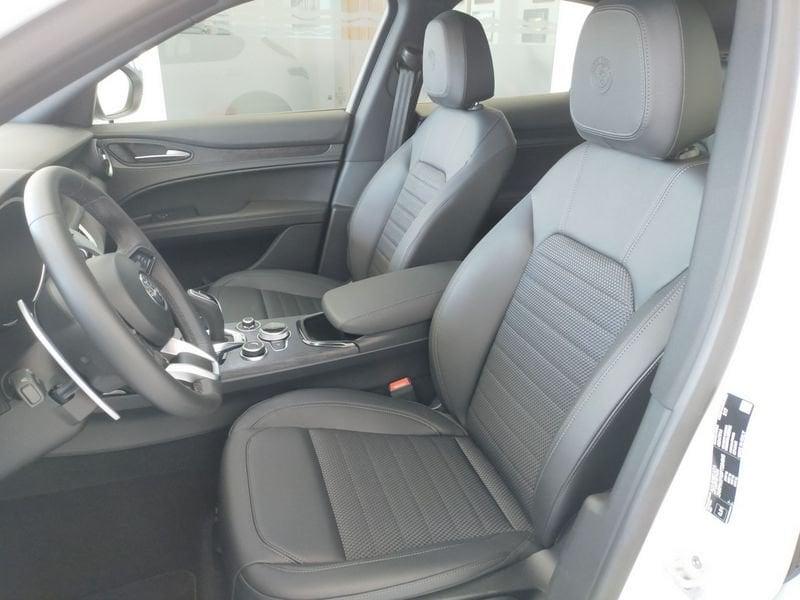 Alfa Romeo Stelvio 2.2 Turbodiesel 160 CV AT8 RWD Sprint SOLO 650 KM