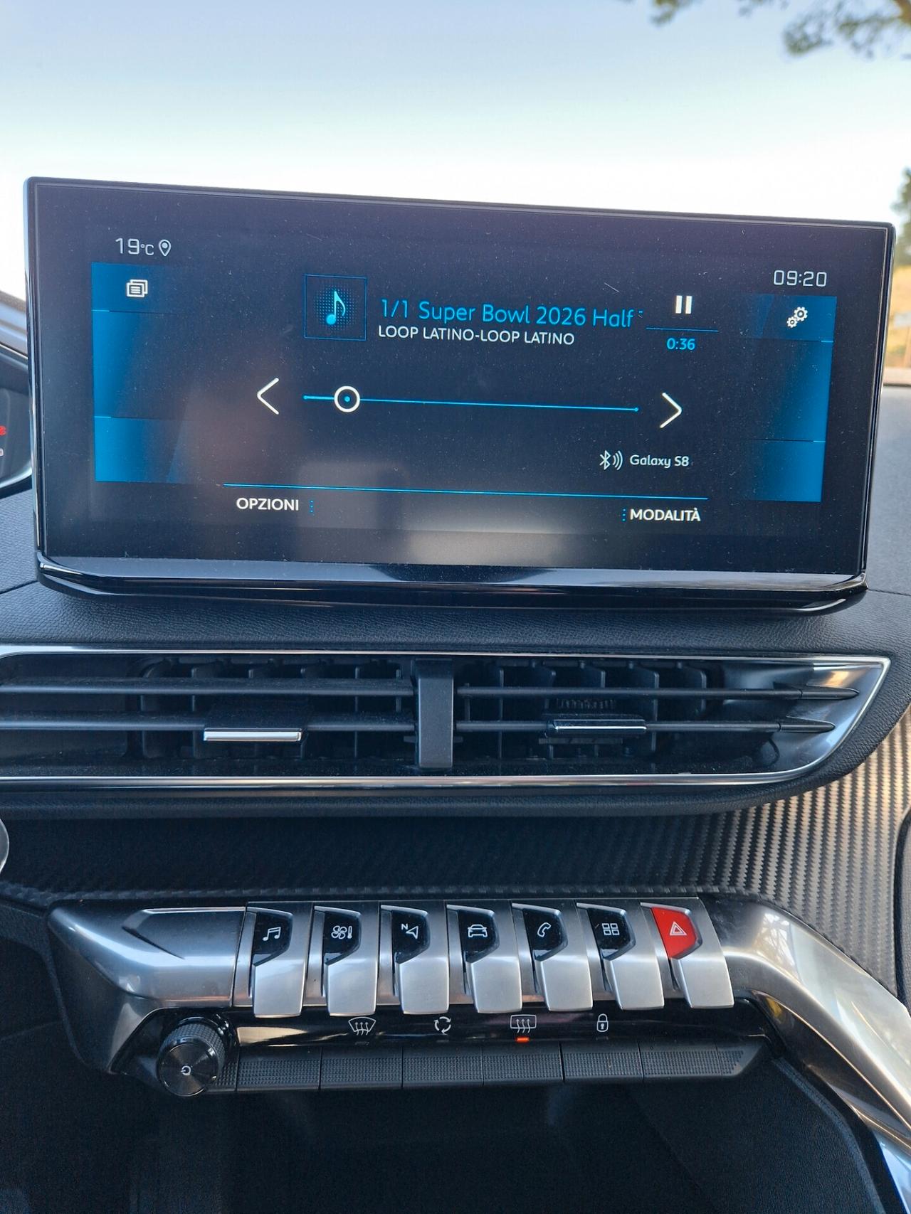Peugeot 3008 BlueHDi 130 S&S EAT8 Allure
