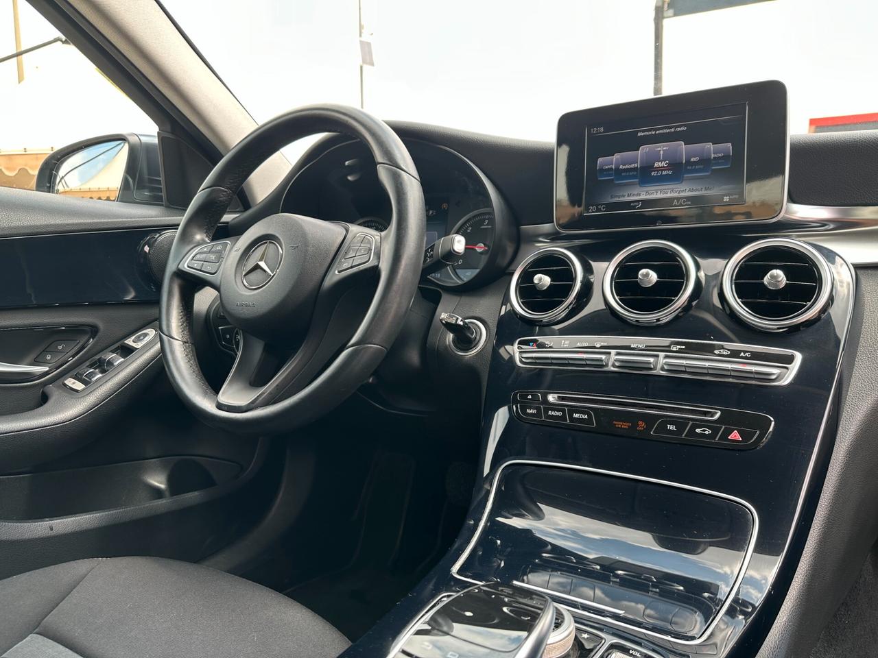MERCEDES BENZ C 180 d Auto Executive