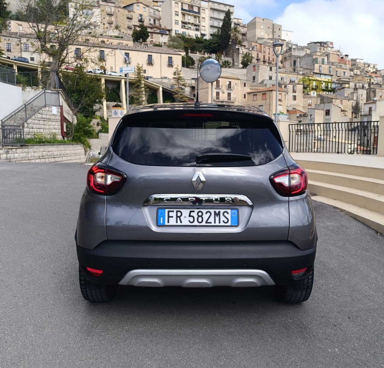Renault Captur TCe 12V 90 CV Sport Edition2