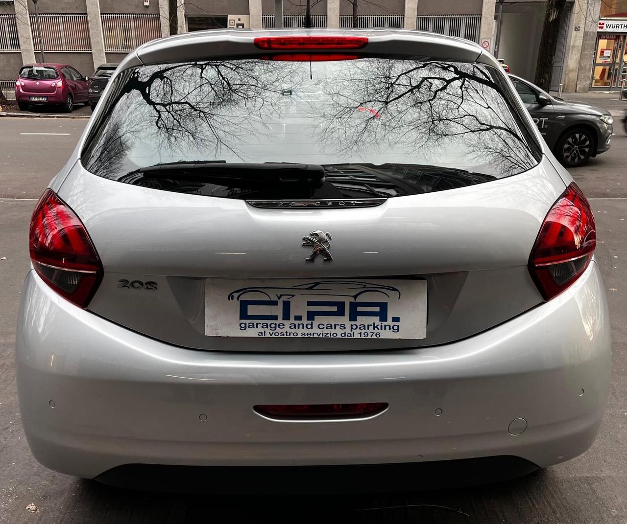 Peugeot 208 BlueHDi 75 5 porte Allure