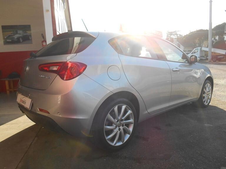 Alfa Romeo Giulietta 1.6 JTDm 120 CV Super NEOPATENTATI