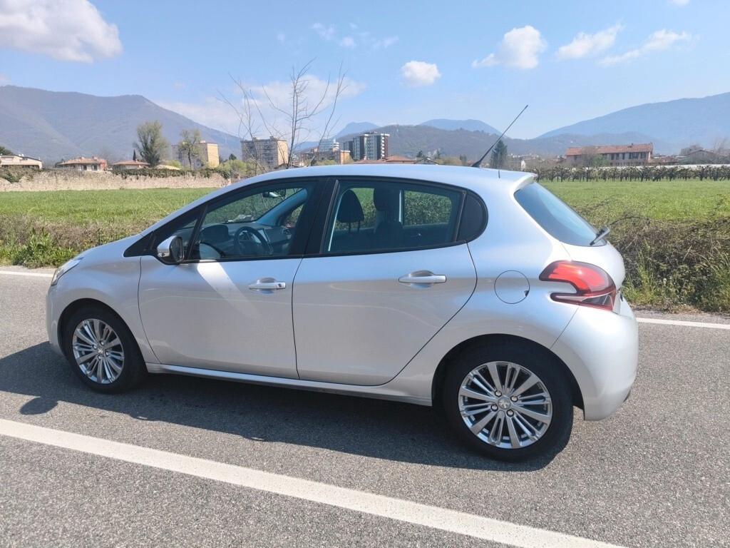 PEUGEOT 208 1,2 BENZ- KM 70000-UNIPROPRIETARIO-EURO 6