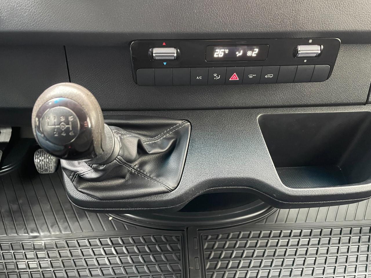 Mercedes Benz Sprinter 311 FWD 311 2.1 cdi F 39/33 fwd E6