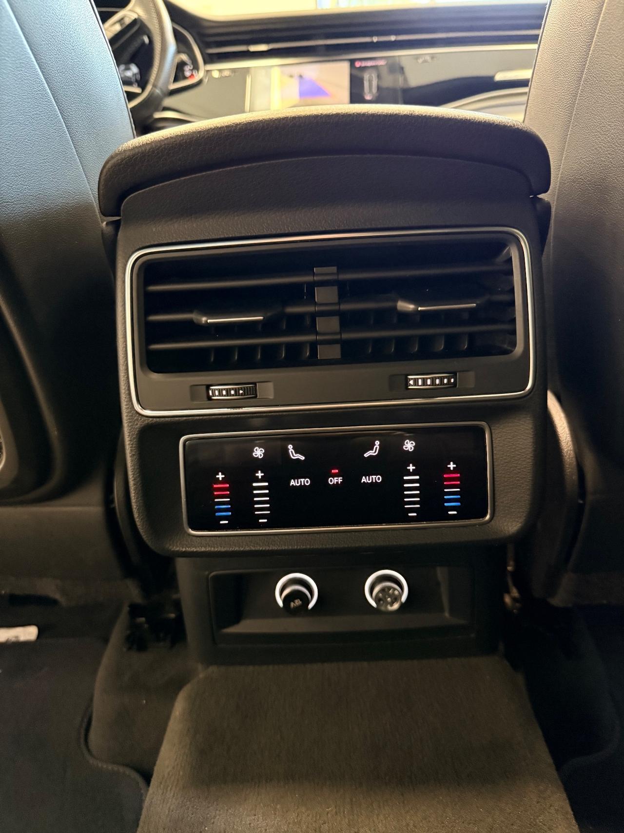 Audi Q8 50 TDI 286 CV mhev (diesel/elettrica) quattro Sport S.LINE,TETTO APRIBILE,LUCI SOFFUSE,TELECAMERA