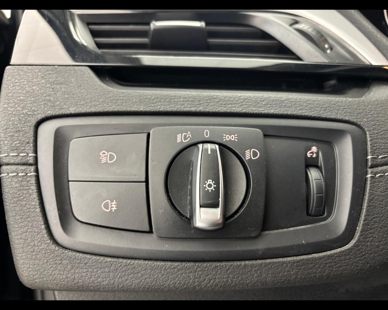 BMW X2 sdrive18i Advantage 136cv auto