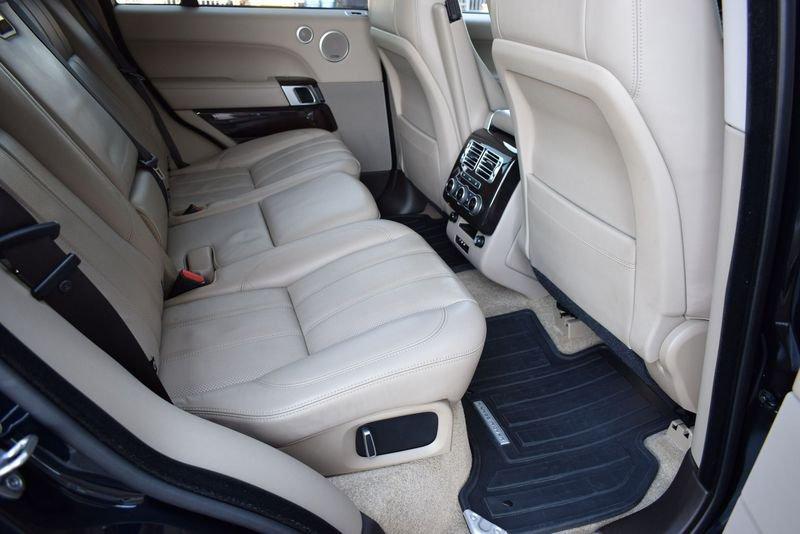 Land Rover Range Rover 3.0 TDV6 Vogue IVA ESPOSTA