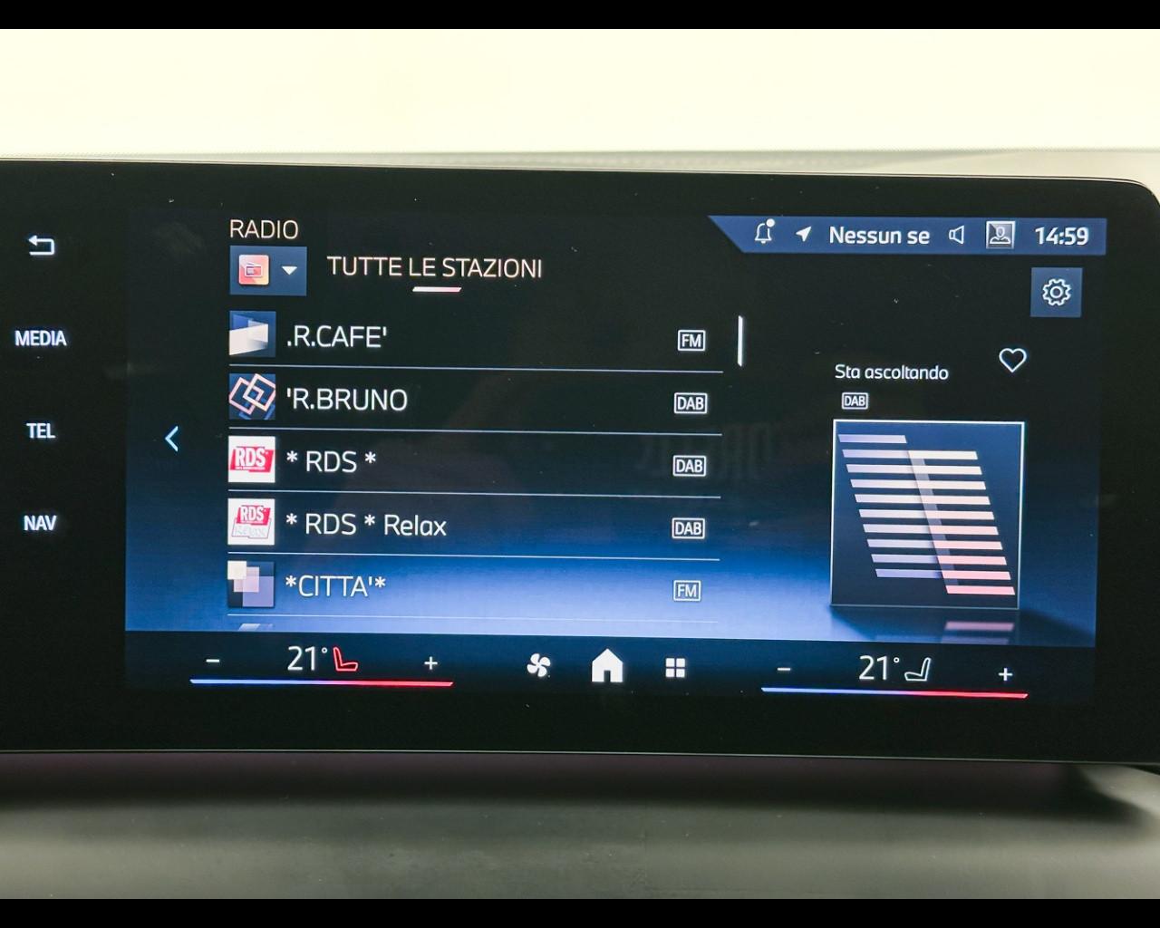 BMW Serie 1 (F70) - 120 48V MSport