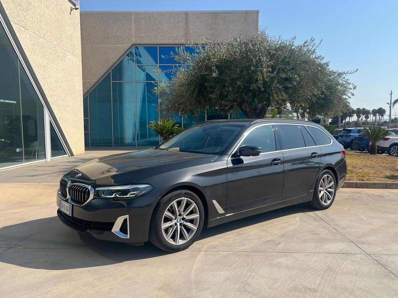 BMW 520d G31 Touring LCI mhev 48V Luxury