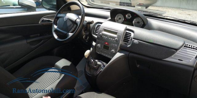 LANCIA Ypsilon 1.2 Perfetta Neopatentati