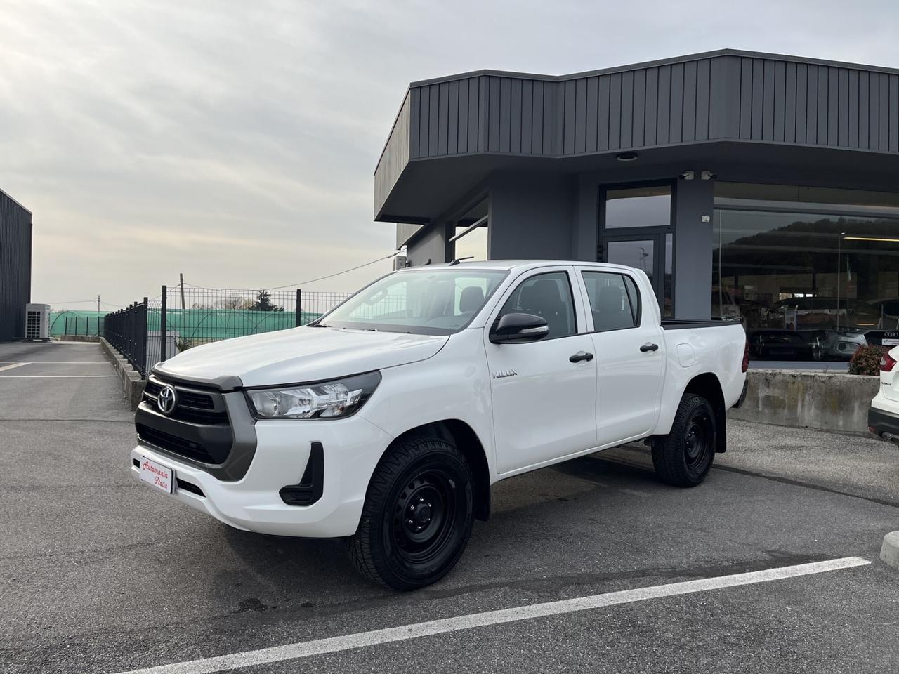 TOYOTA HILUX 2.4 D-4D DOPPIA CAB. 4WD 150 CV 6M