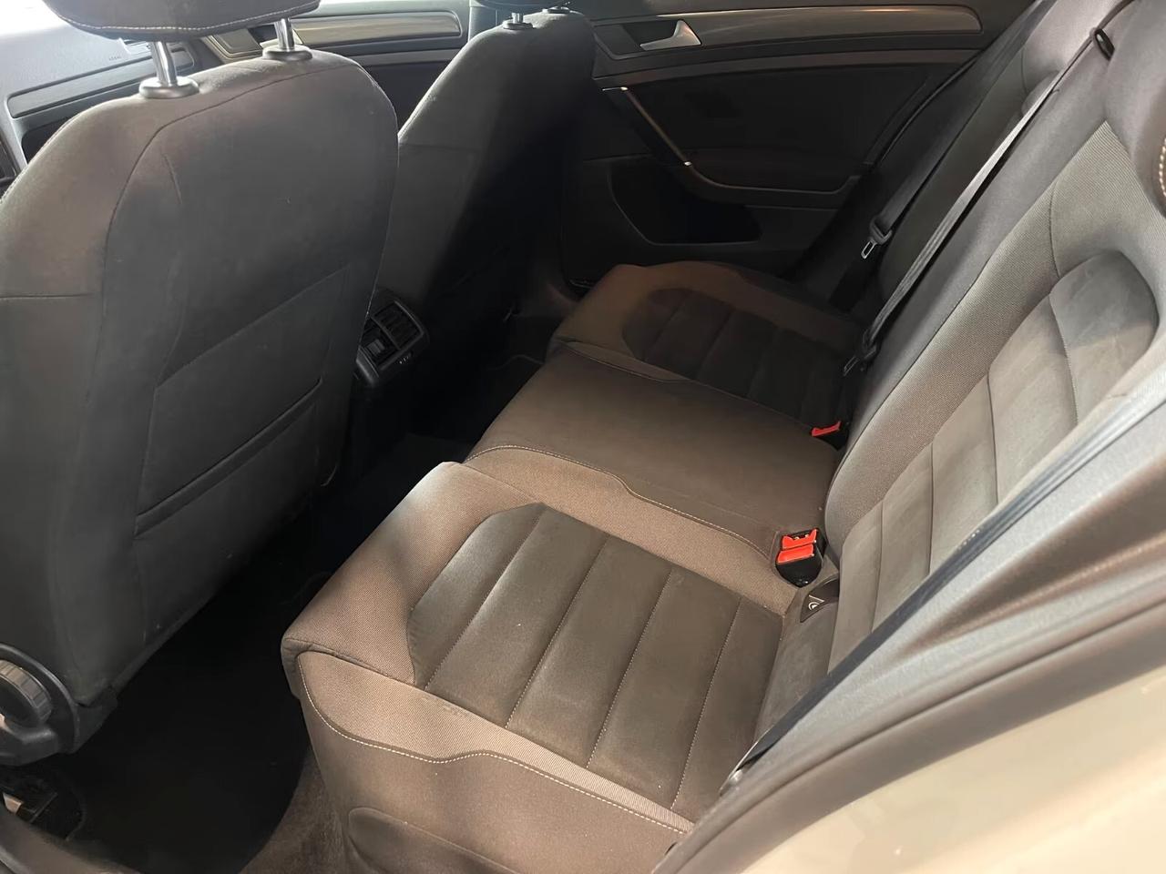 Volkswagen Golf 1.0 TSI 110 CV 5p. AUTOMATICA