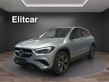 MERCEDES-BENZ GLA 200 Automatic Progressive Advanced