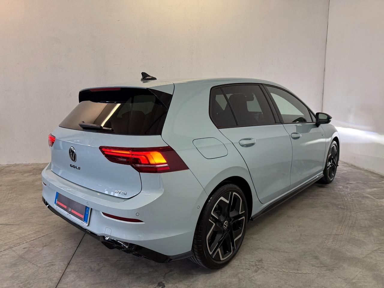 Volkswagen Golf 1.5 etsi R-Line Plus 150 Cv Dsg ITALIANA ** PREZZO REALE SENZA VINCOLI DI FINANZIAMENTO **