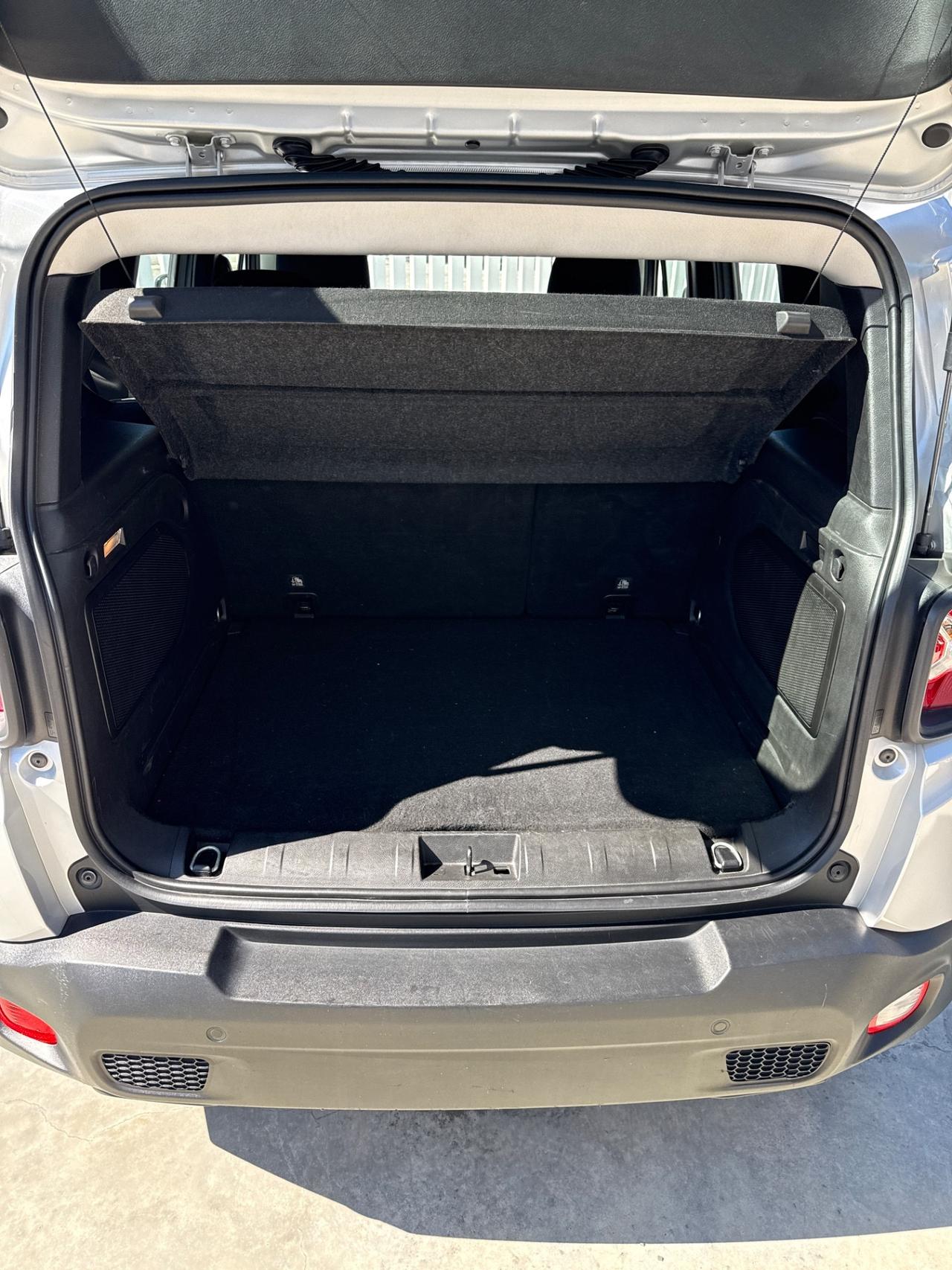 Jeep Renegade 1.6 Mjt DDCT 120 CV Limited