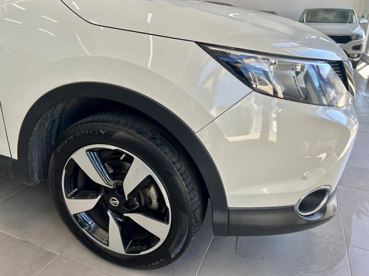 Nissan Qashqai 1.5 dCi Tekna TETTO finanziabile