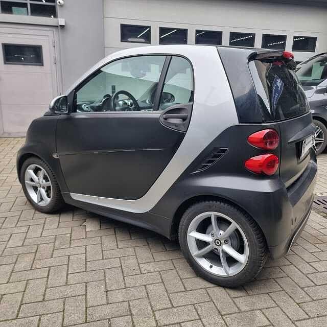 Smart fortwo 1000 52 kW MHD coupé passion