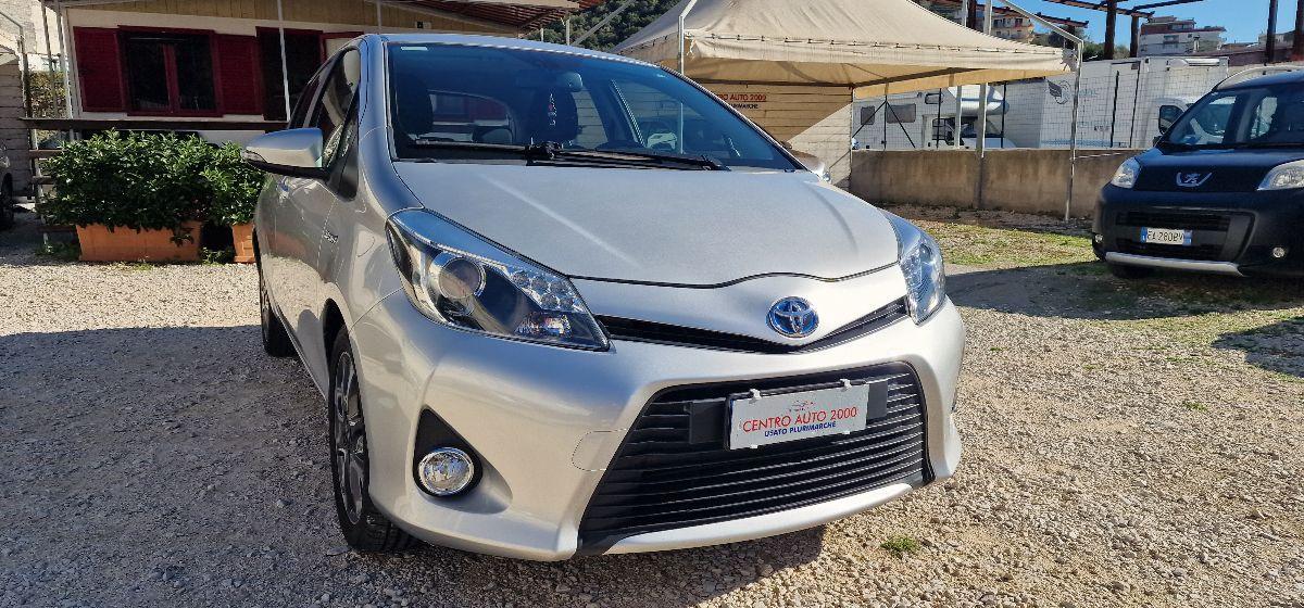 TOYOTA Yaris 1.5 Hybrid 5 porte Lounge