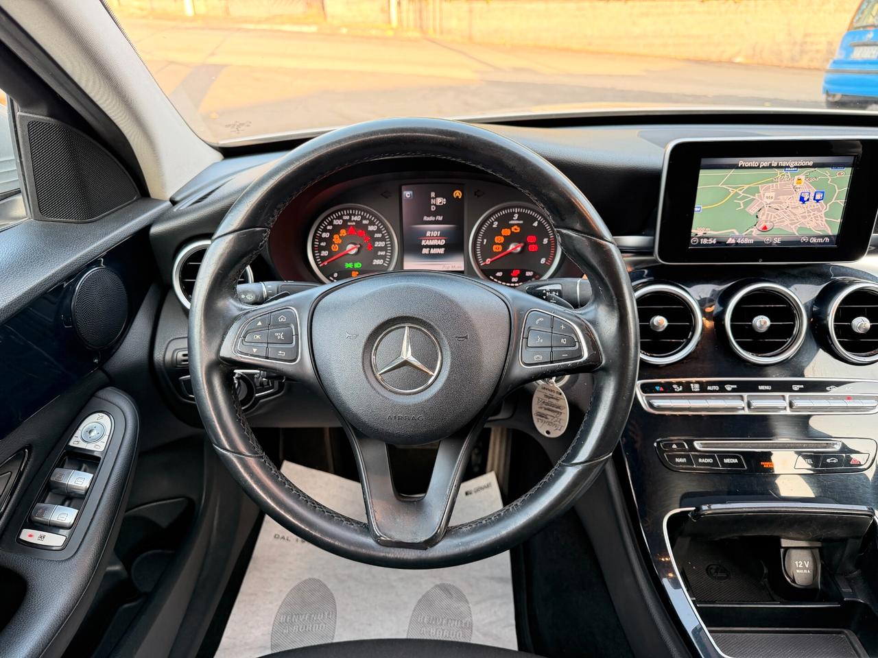 Mercedes-benz C 180 d Auto Exclusive