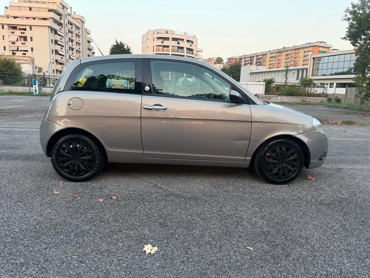 Lancia Ypsilon 1.4 Platino Ecochic GPL