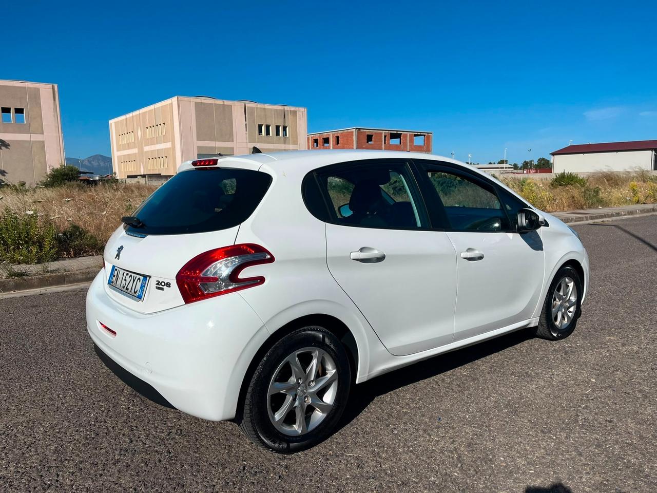 Peugeot 208 1.6 e-HDi 92 CV Stop&Start 5 porte Active