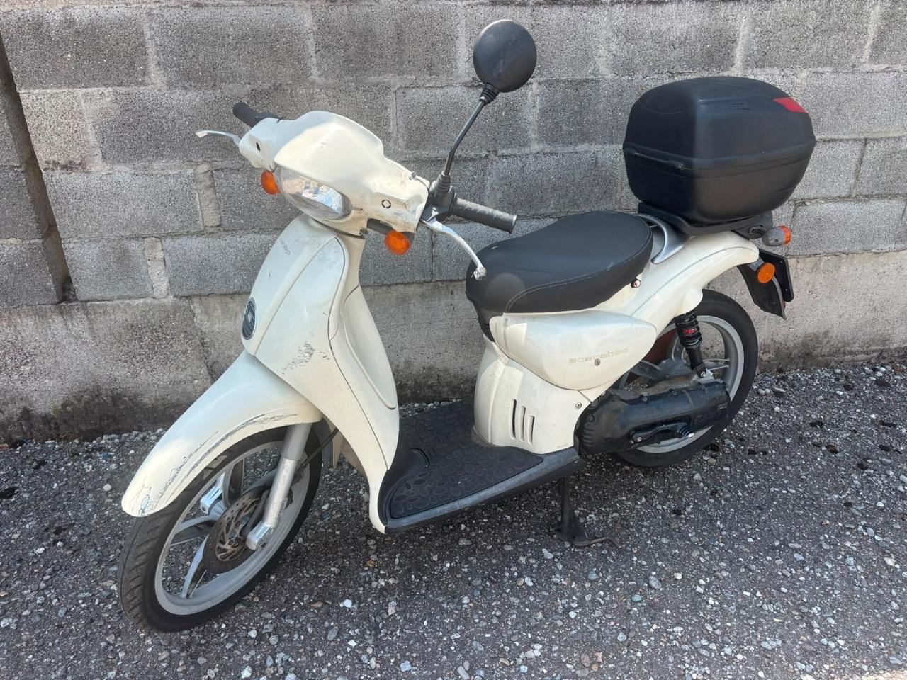 Aprilia Scarabeo