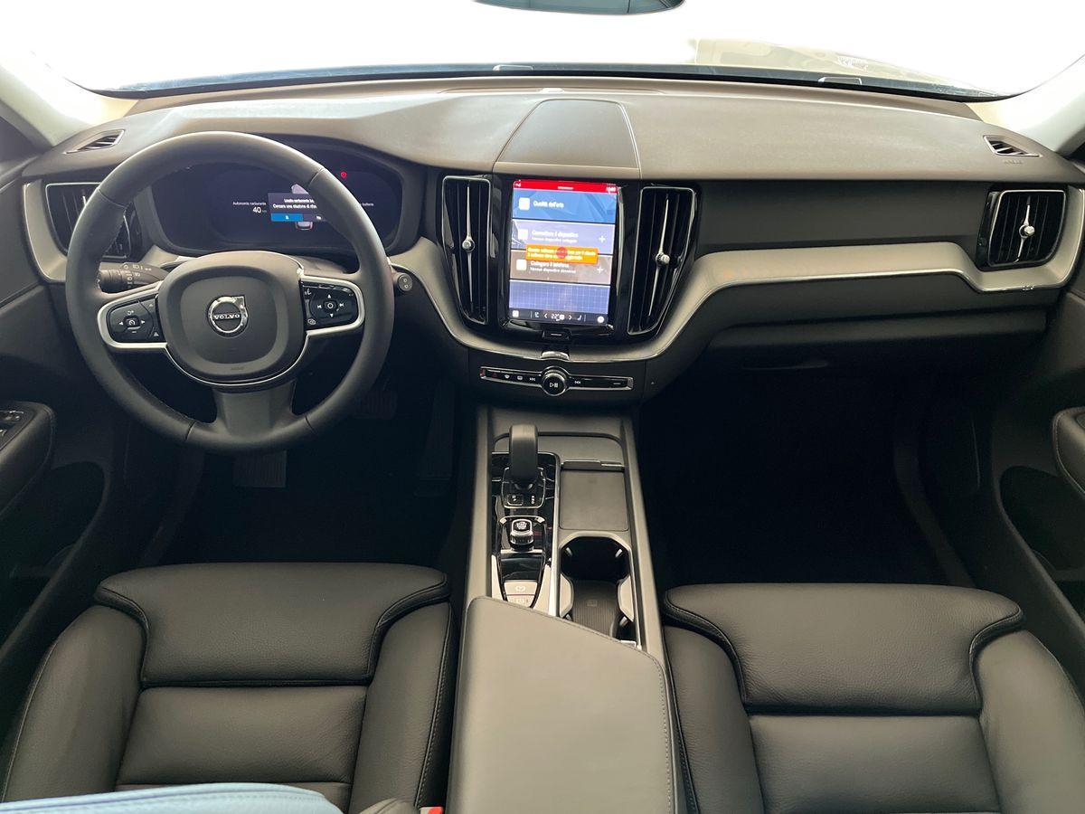 VOLVO XC60 2.0 t6 phev Plus Dark awd auto