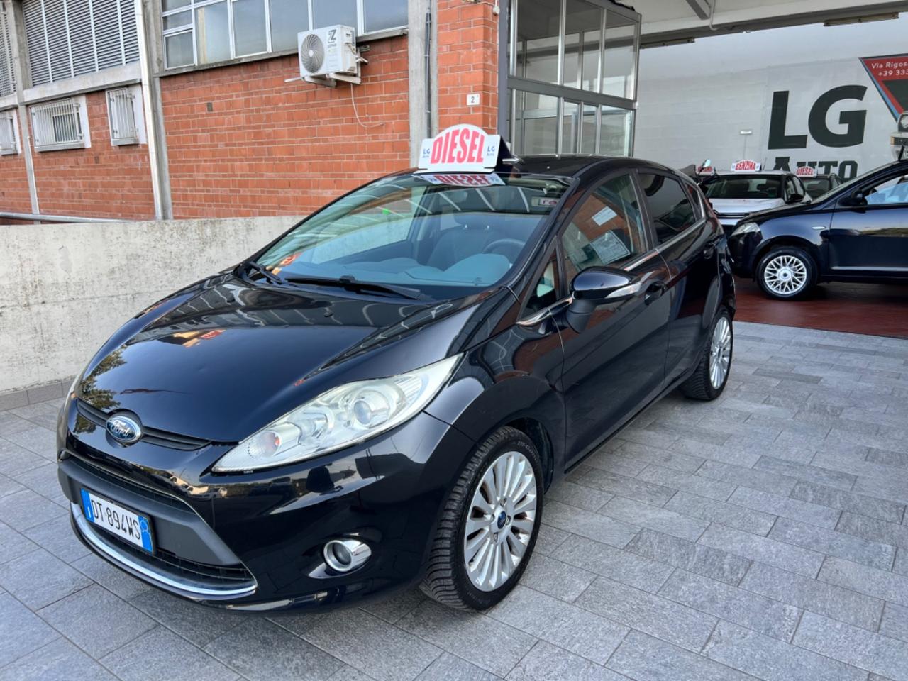 Ford Fiesta 1.4 TDCi 68CV 5 porte Titanium