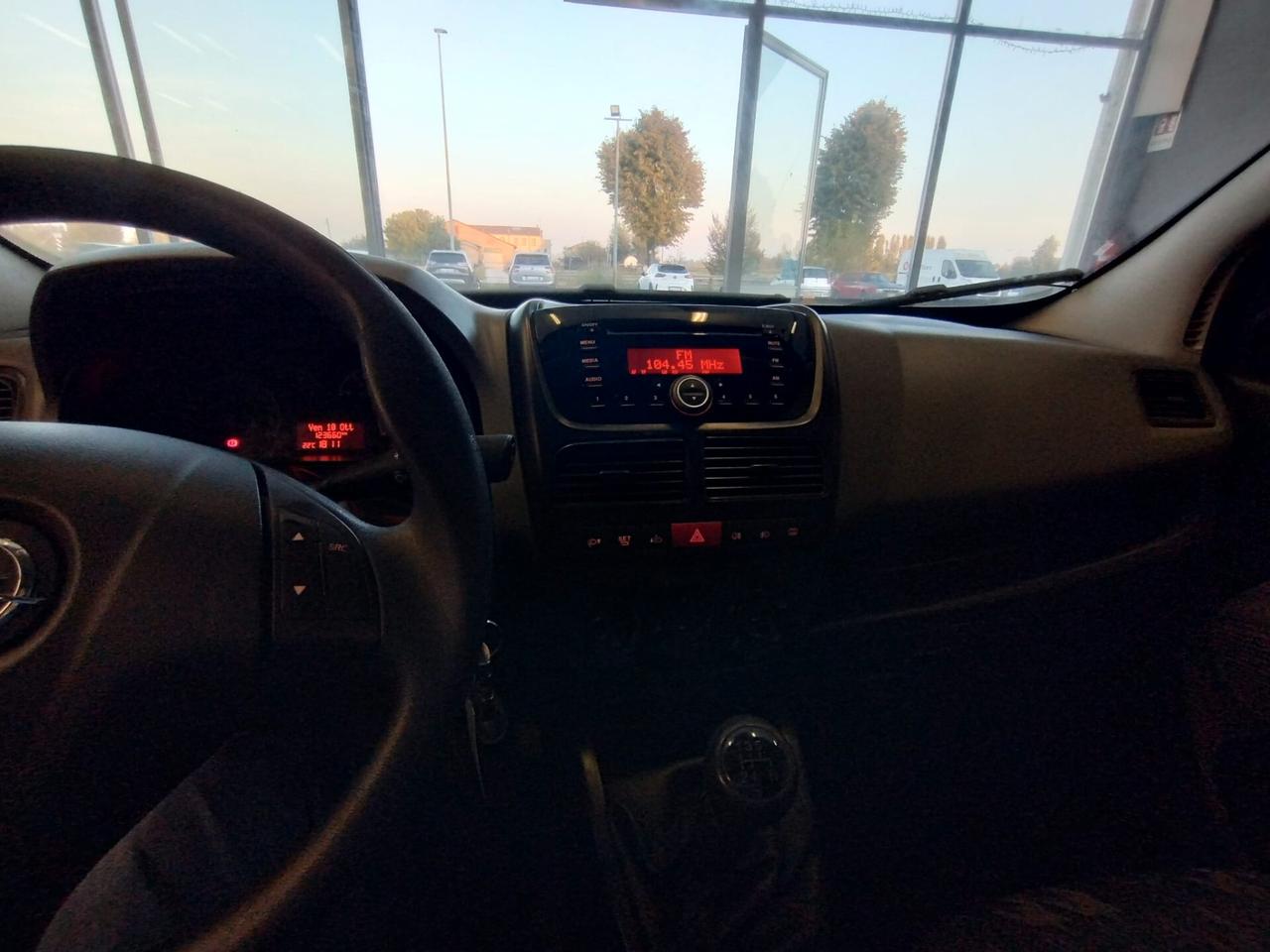 Opel Combo 1.4 95CV PC-TA Cosmo 123.000KM