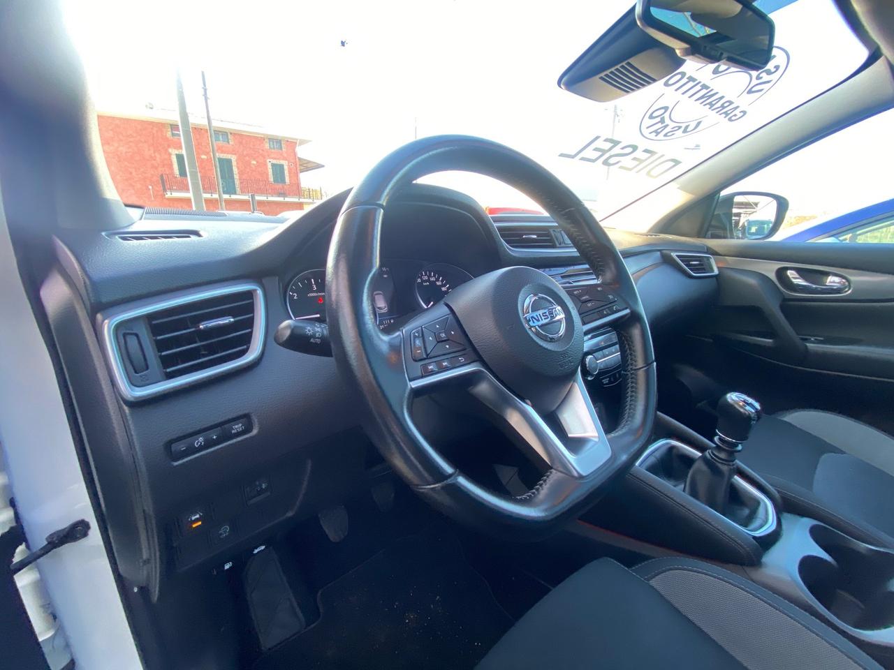 Nissan Qashqai 1.5 dCi N-Connecta 116CV