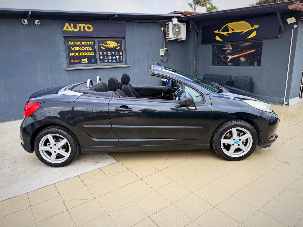 Peugeot 207 1.6 HDi 110CV CC Féline Garanzia 12 Mesi