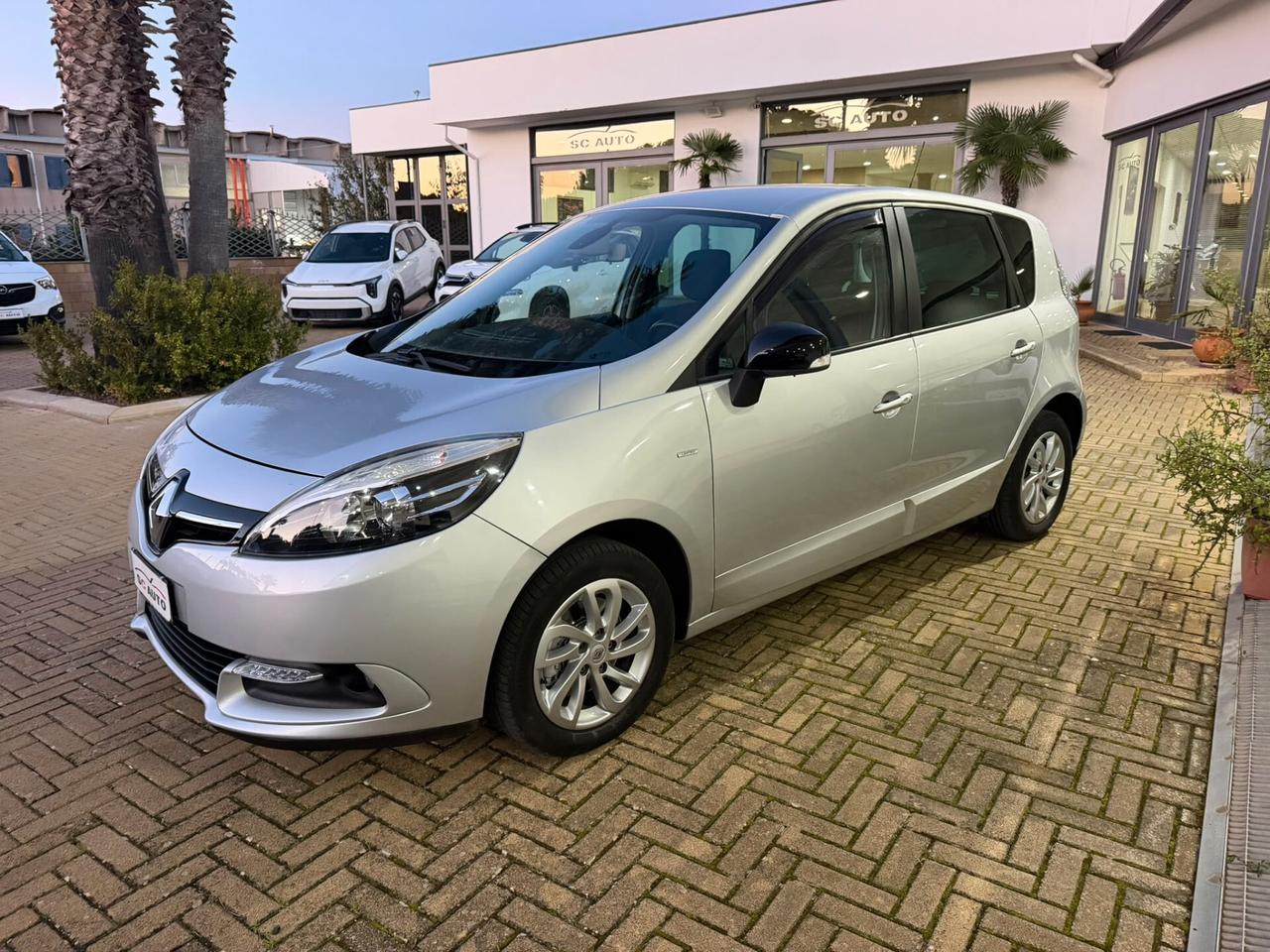 Renault Scenic Scénic XMod 1.5 dCi 95CV Limited