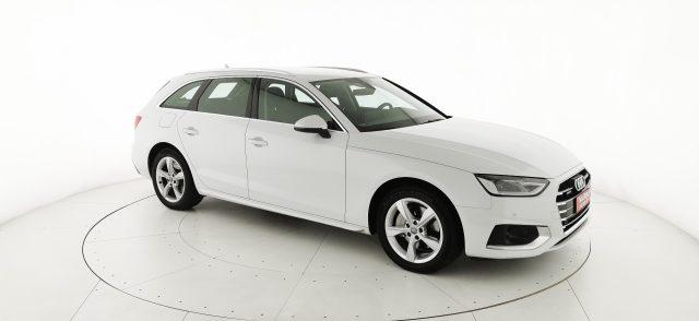 AUDI A4 Avant 40 TDI quattro S tronic Business Advanced