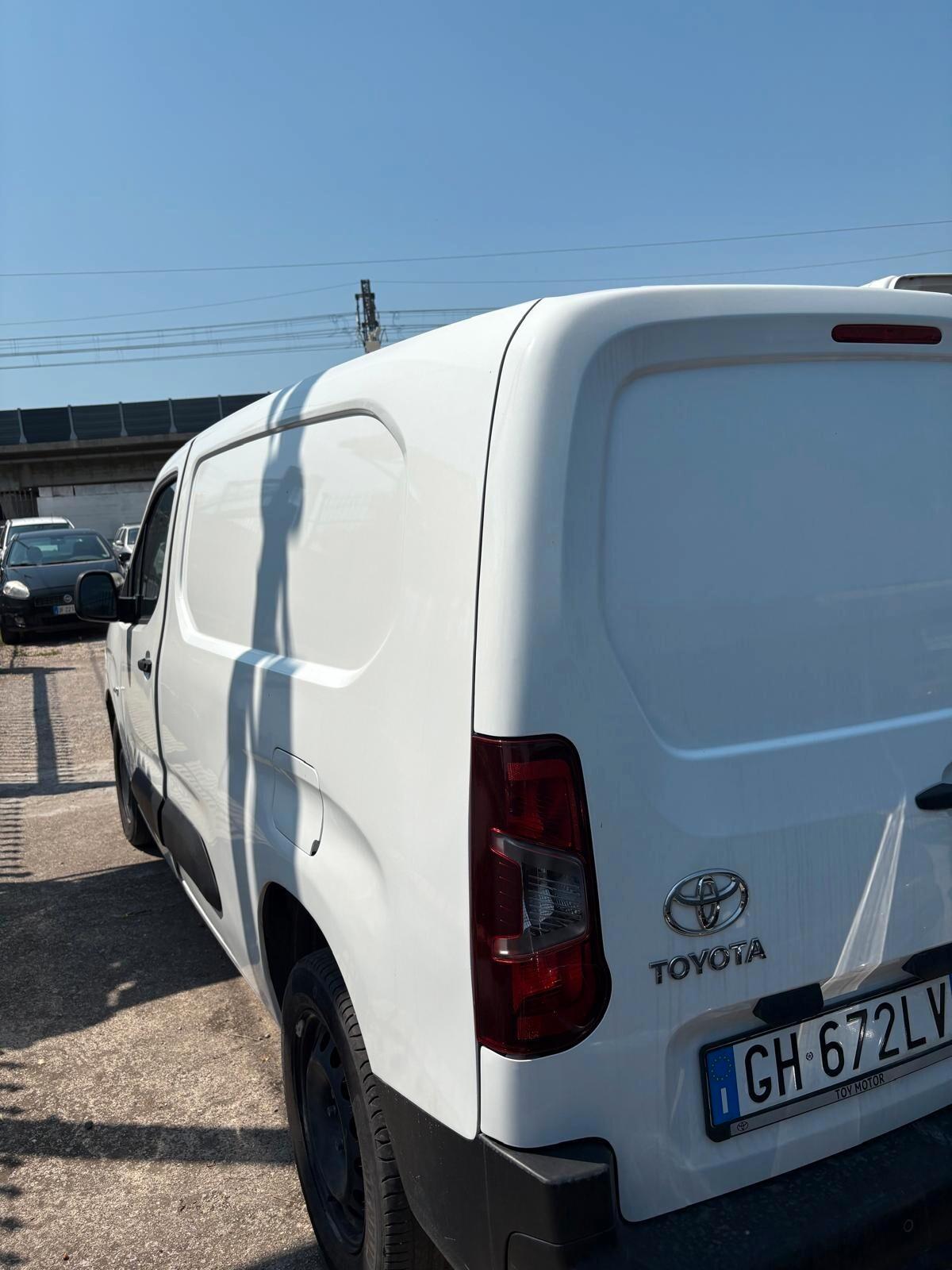TOYOTA PROACE CITY