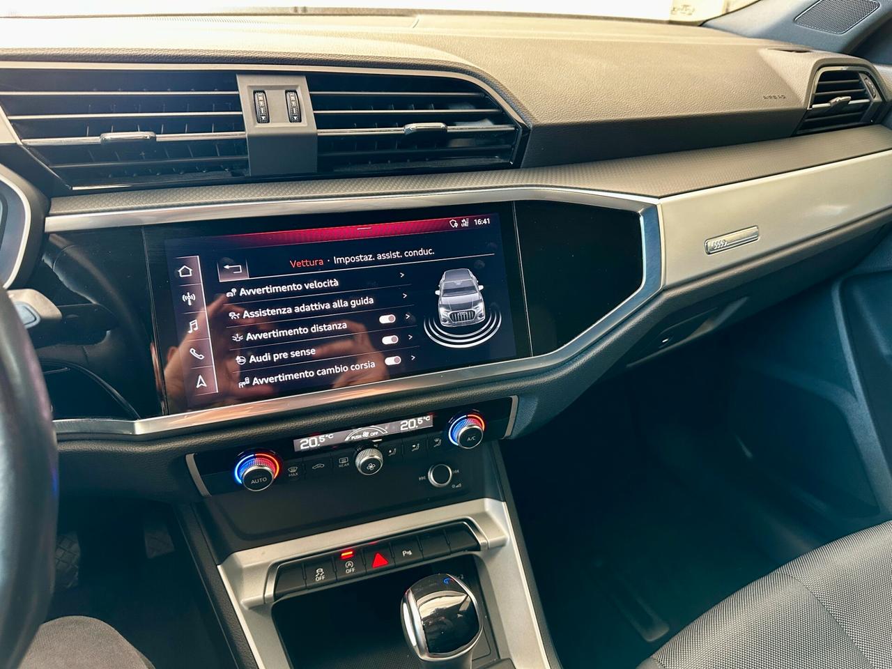 Audi Q3 35 TDI S-tronic S-line 150 cv