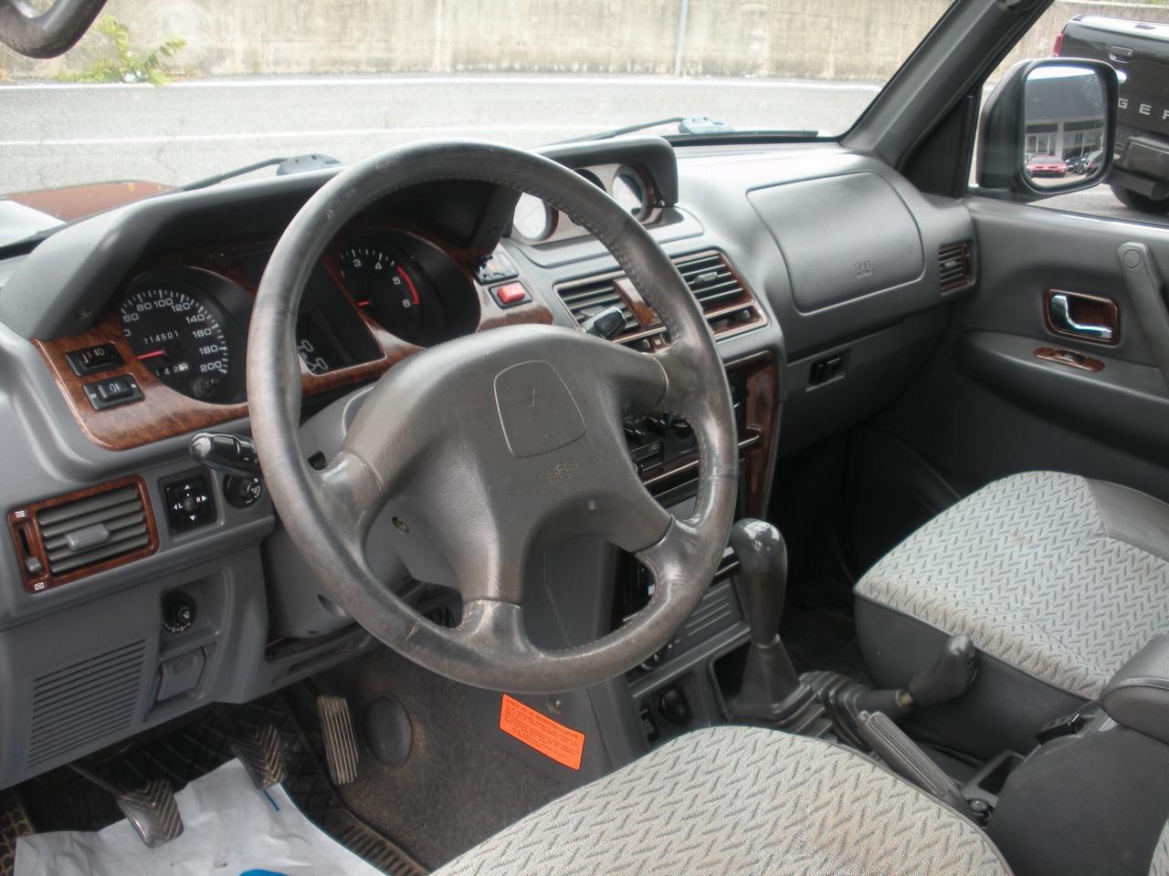 Mitsubishi Pajero 2.5 TDI 3p. GLS 115CV