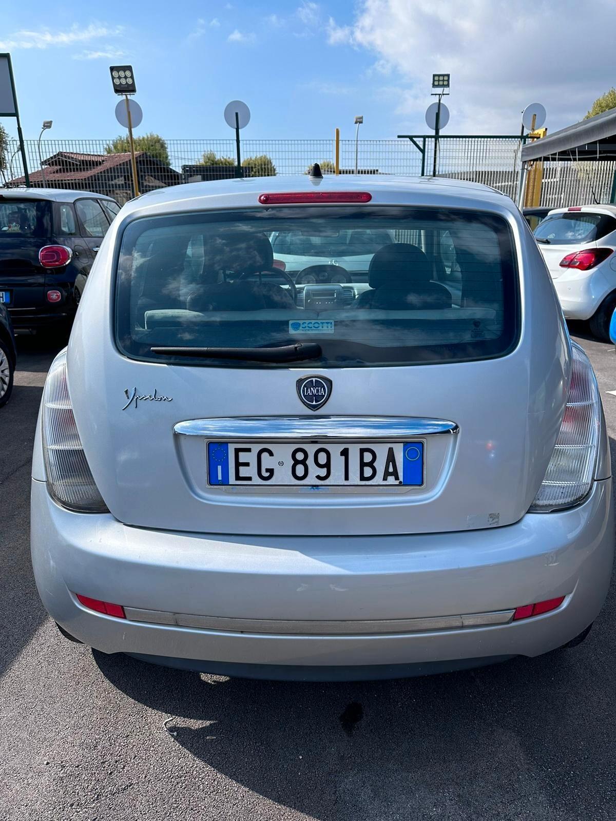 Lancia Ypsilon 1.2 69 CV Elle