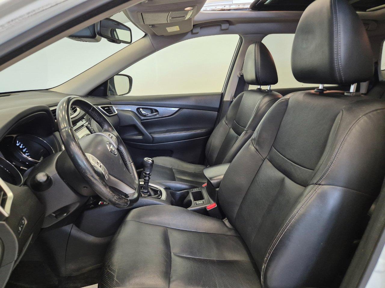 Nissan X-Trail 1.6 dci Tekna 2wd 7p.ti - NEOPATENTATI - Cam 360 - Cruise/Lim - Tetto
